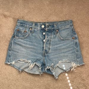 LEVI’S | 501 High Rise Shorts